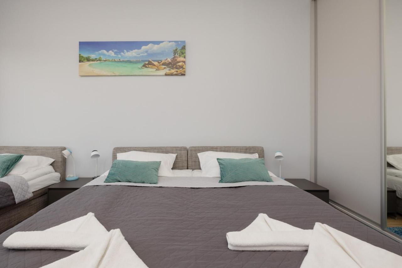 Wellness & Spa Resort Dziwnow Riverfront Apartments With Parking By Noclegi Renters Exterior photo
